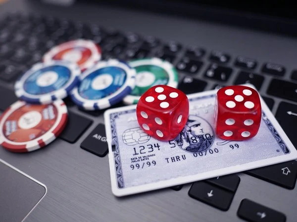 Tips for Effective Bankroll Management When Playing Online Casino